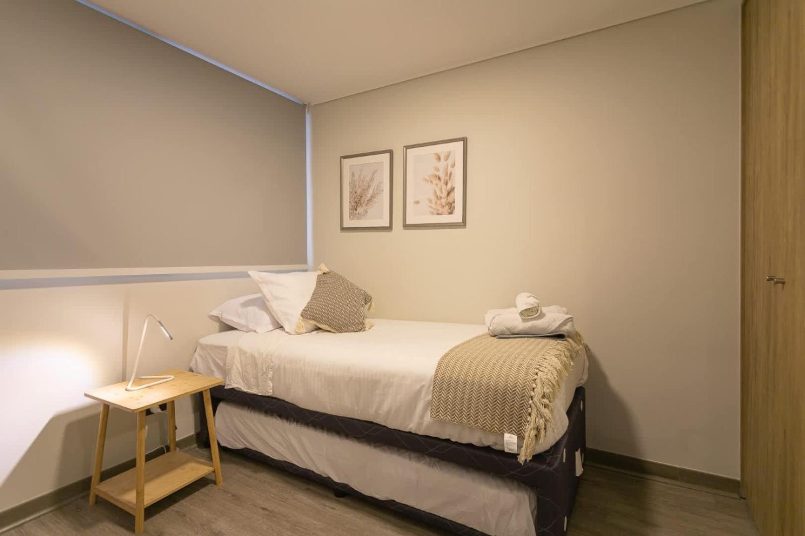 Comfort And Style In The Apartamento Santiago